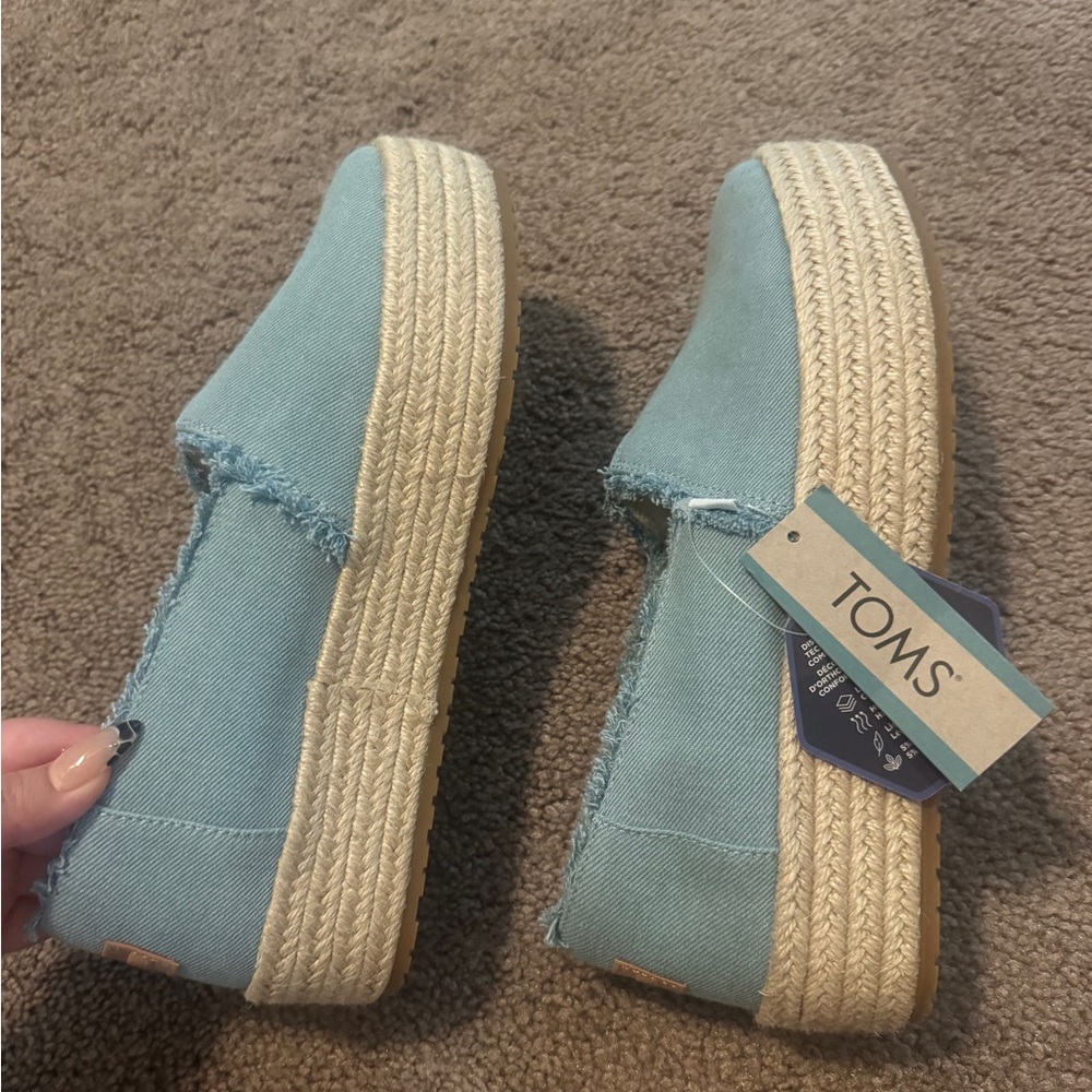 TOMS Sky Blue Platform Espadrilles - Picture 3 of 5